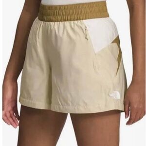 NWT The North Face Women’s TNF Pace Shorts, Small Orig $60